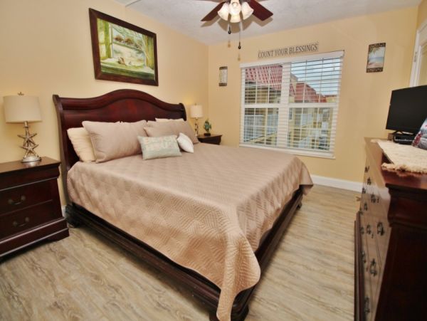 New Smyrna Beach Condo 978722