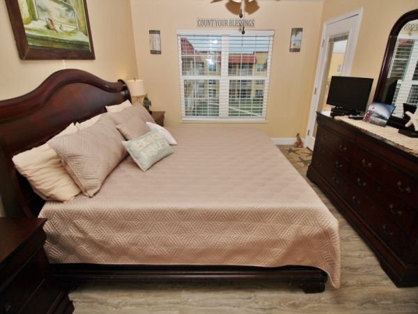 New Smyrna Beach Condo 978722