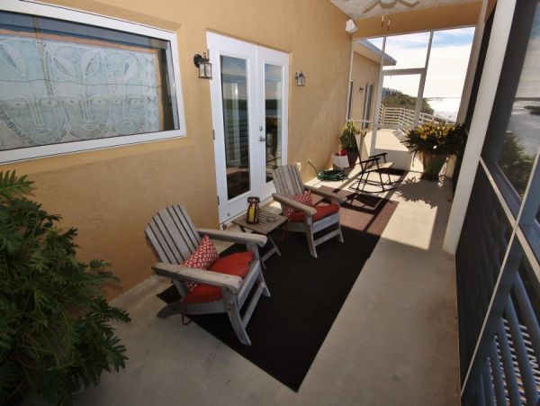 Riverfront Vacation Home in New Smyrna with Two Boat Docks Sleeps 12
