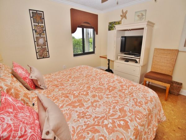 New Smyrna Beach Condo 978729