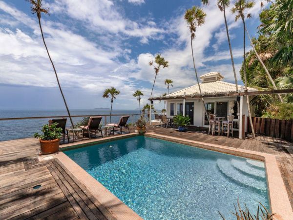 A Premier Vacation Home with Pool & Panoramic Ocean Views