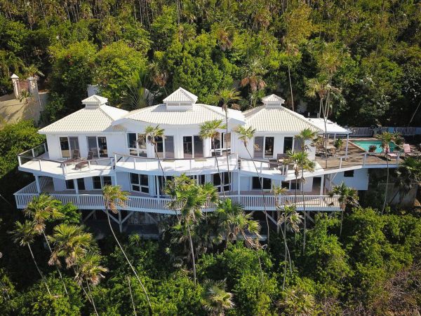 A Premier Vacation Home with Pool & Panoramic Ocean Views