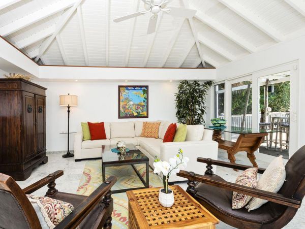 A Premier Vacation Home with Pool & Panoramic Ocean Views