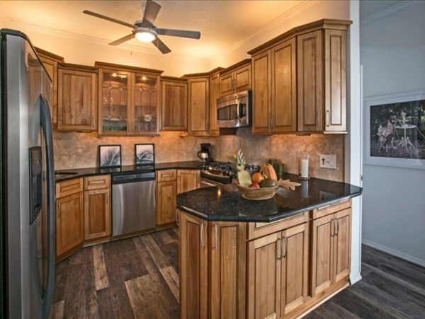 St. Thomas Home 978744