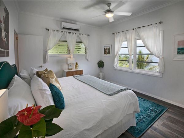 St. Thomas Home 978744