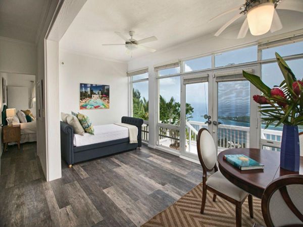 St. Thomas Home 978744
