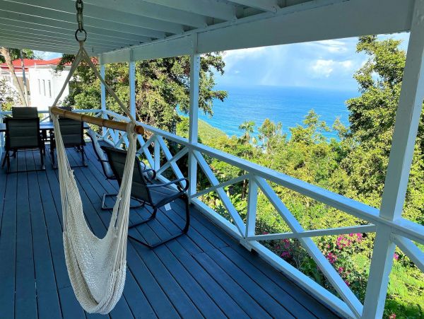 St. Thomas Home 978747