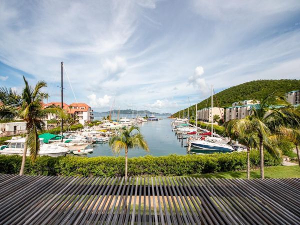 St. Thomas Condo 978751