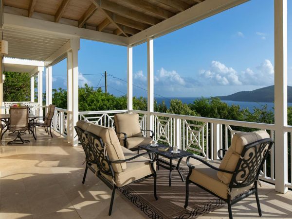 4 Bedroom Villa Overlooking the Beautiful Caribbean Waters