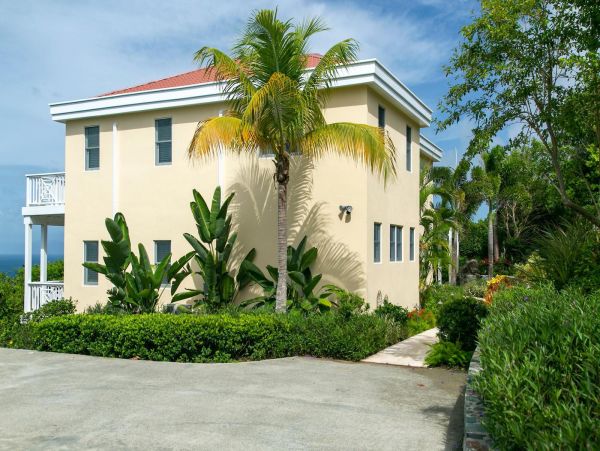 4 Bedroom Villa Overlooking the Beautiful Caribbean Waters