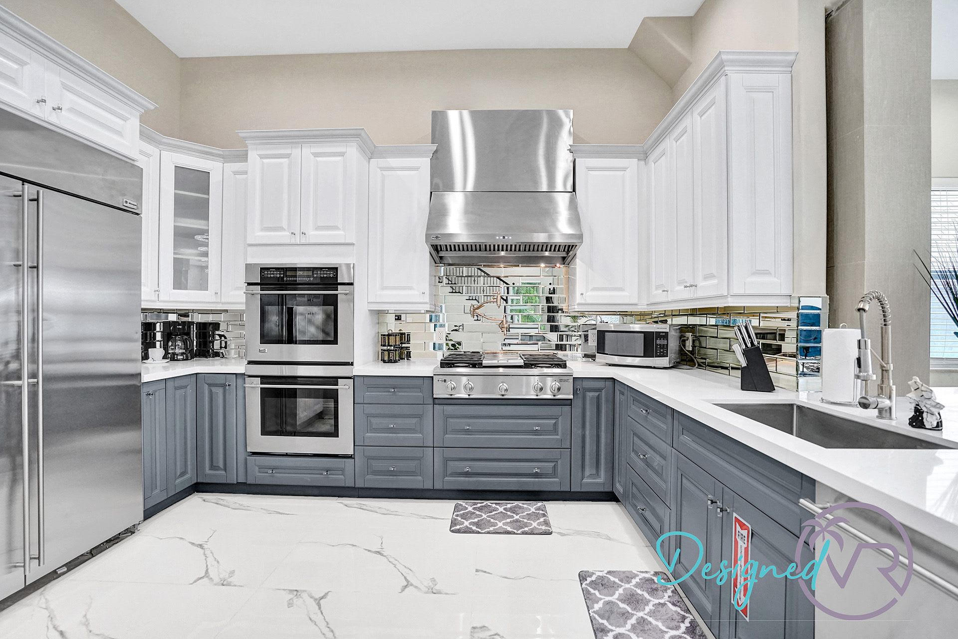 Hollywood Home 978756