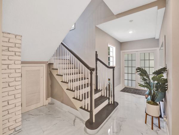 Hollywood Home 978762