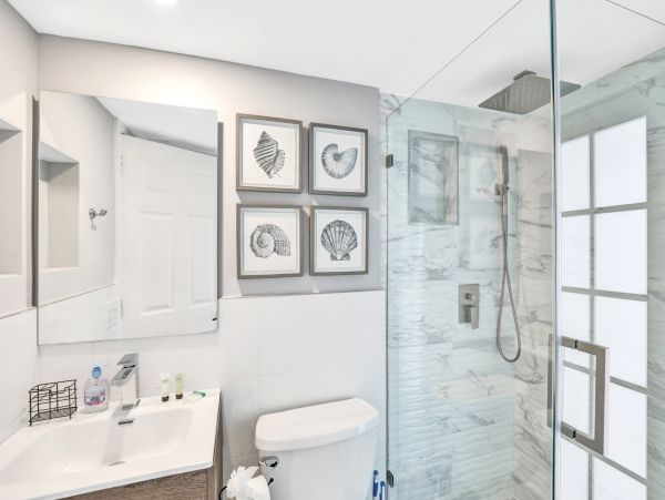 Hollywood Home 978762