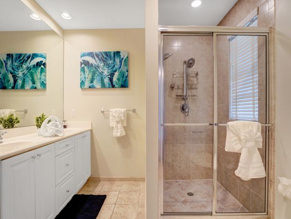 Fort Lauderdale Luxury Four Bedroom Vacation Home