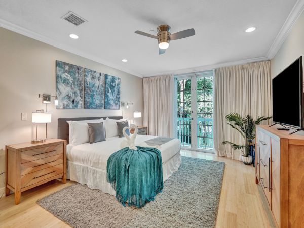 Fort Lauderdale Luxury Four Bedroom Vacation Home