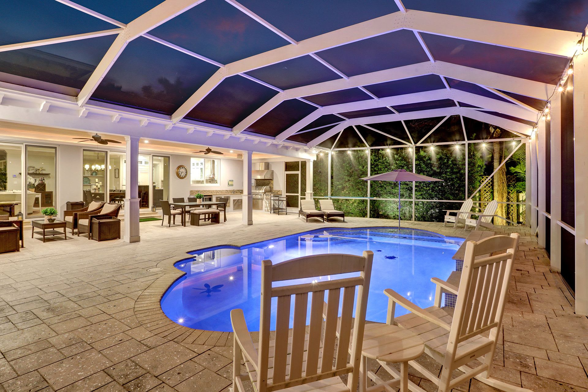 Hollywood Home 978768