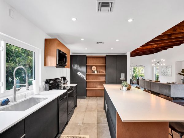Hollywood Florida Vacation Pool Home Five Bedrooms Sleeps 10