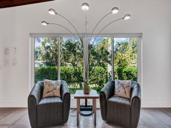 Hollywood Florida Vacation Pool Home Five Bedrooms Sleeps 10