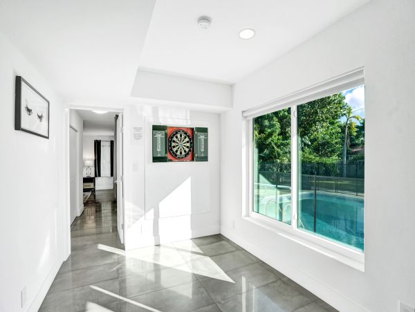 Hollywood Florida Vacation Pool Home Five Bedrooms Sleeps 10