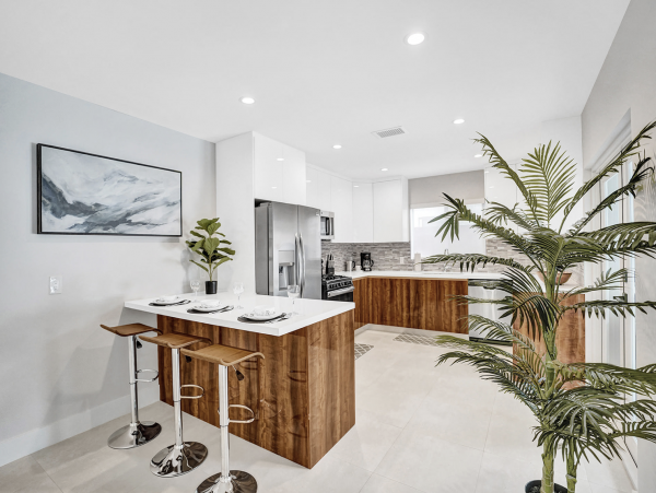 Hollywood Beach Vacation Rental 4 Bedrooms and Private Pool
