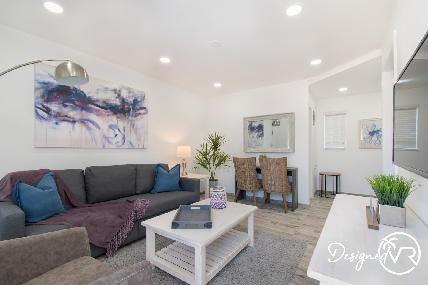 Hollywood Condo 978787