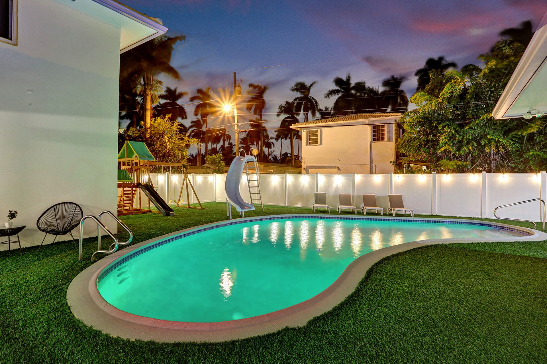 Hollywood Home 978789