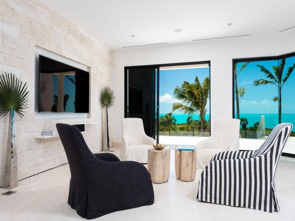 On Beach Turks and Caicos Luxury Vacation Home Sleep