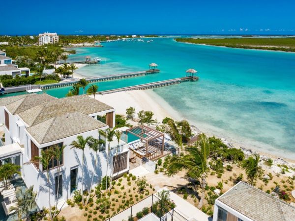 On Beach Luxury Turks and Caicos Vacation Home + Guest House