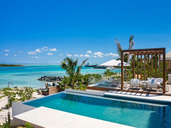 On Beach Luxury Turks and Caicos Vacation Home + Guest House