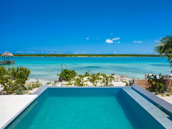On Beach Luxury Turks and Caicos Vacation Home + Guest House