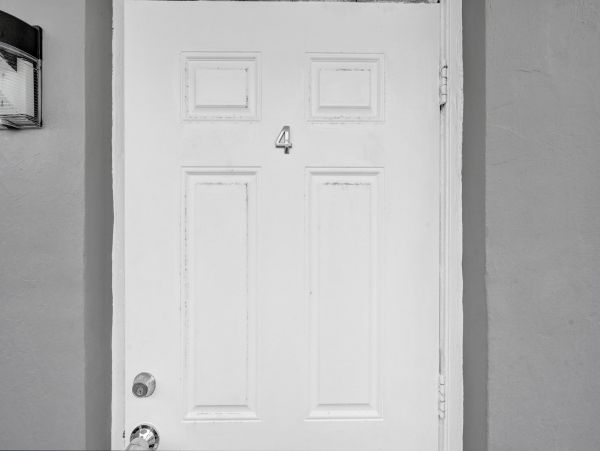 Hollywood Condo 978803