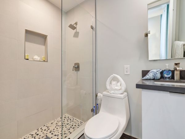 Hollywood Condo 978806