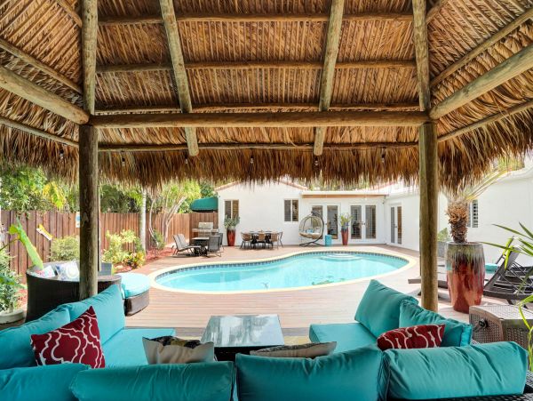 Home with Great Patio and Private Pool