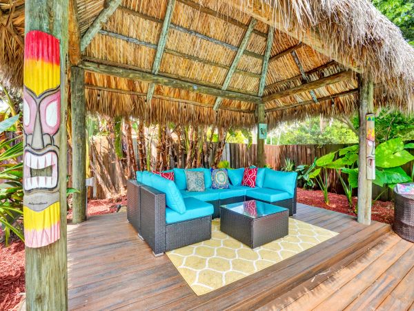 Home with Great Patio and Private Pool