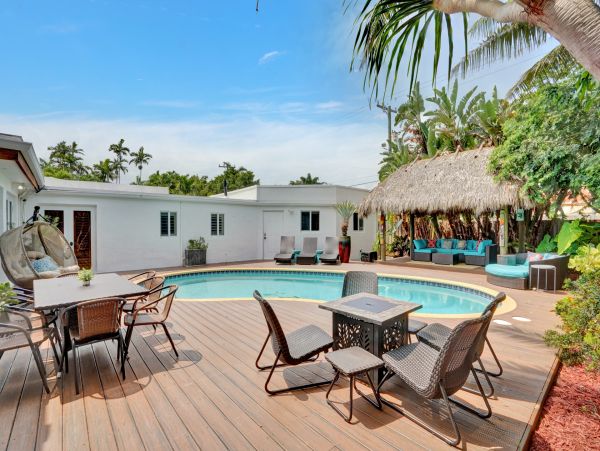 Home with Great Patio and Private Pool