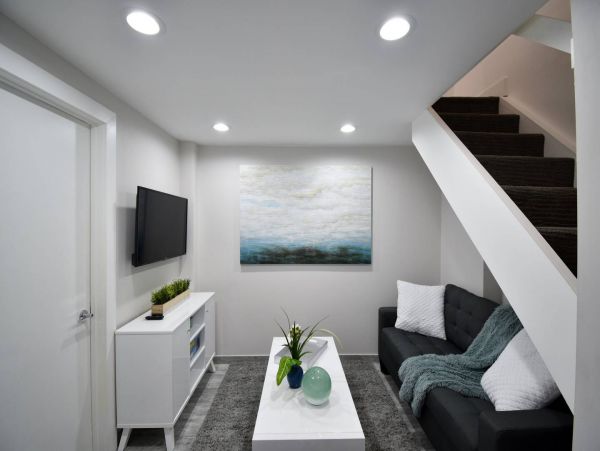 Hollywood Condo 978814