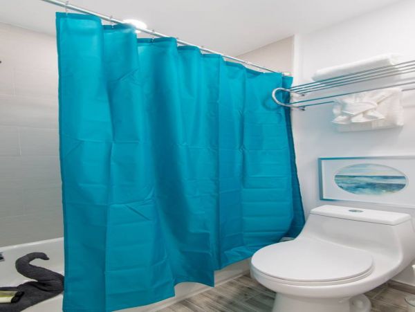 Hollywood Condo 978816