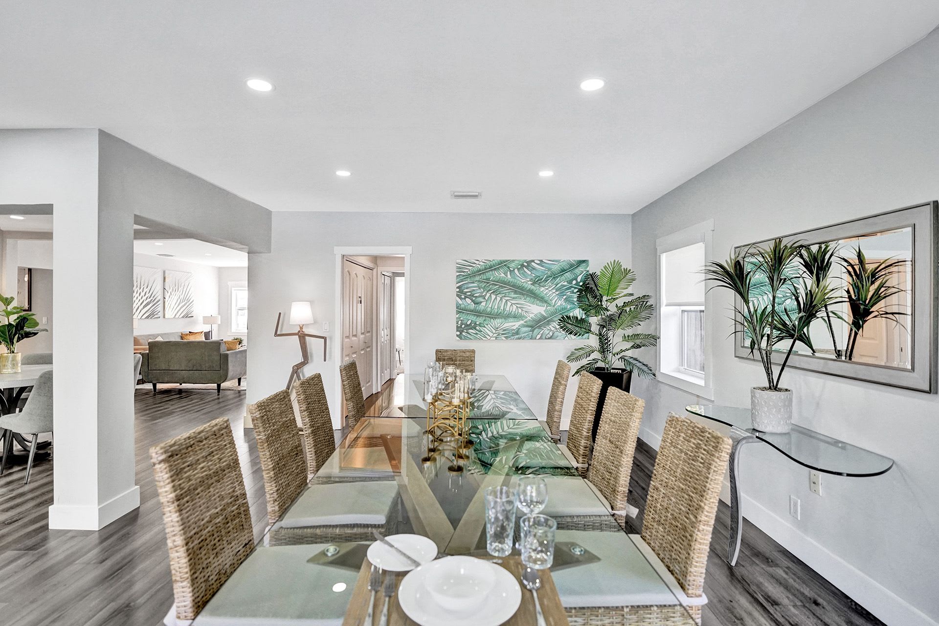 Luxury 5 Bedroom Pool Home in Hollywood FL Walk To Beach