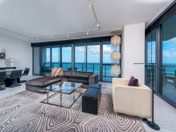 Miami Beach Condo 978824