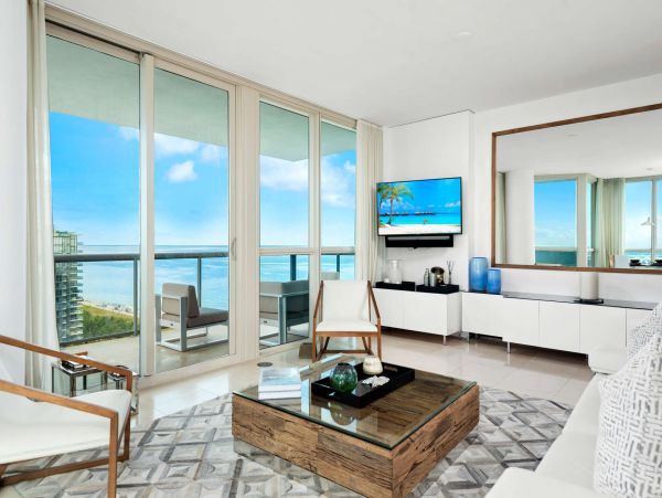 Miami Beach Condo 978826