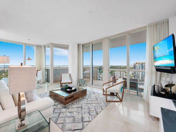 Miami Beach Condo 978826