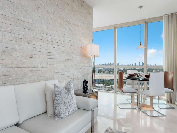 Miami Beach Condo 978826