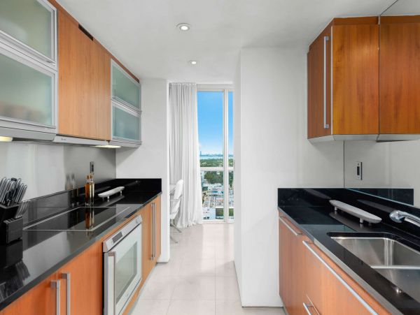 Miami Beach Condo 978826