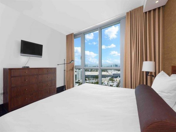 Miami Beach Condo 978829