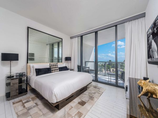 Miami Beach Condo 978835