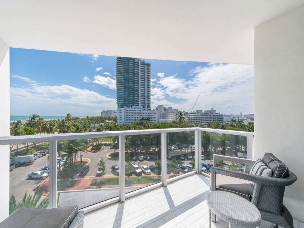 Miami Beach Condo 978835