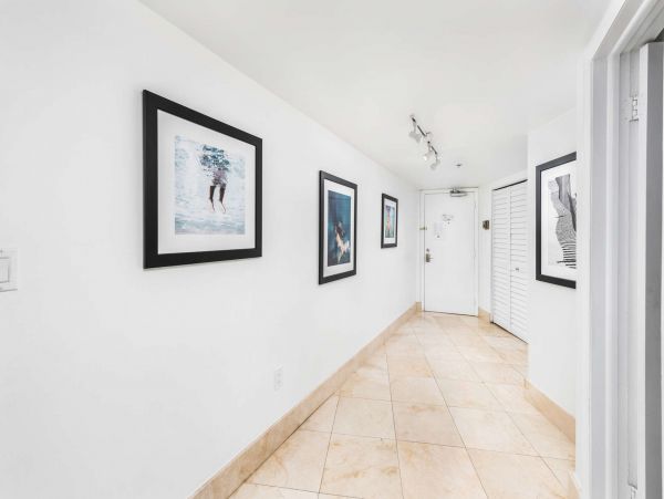 Miami Beach Condo 978837