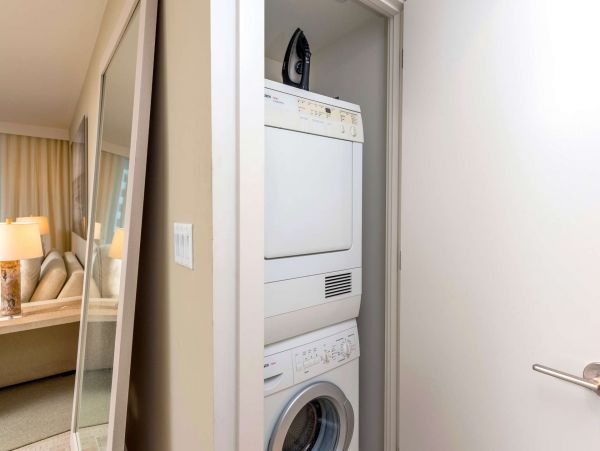Miami Beach Condo 978839