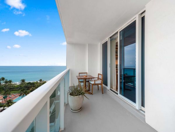 Miami Beach Condo 978840