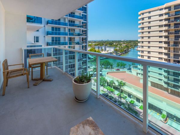 Miami Beach Condo 978840